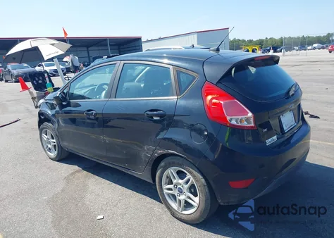 2019 Ford Fiesta Se z USA, uszkodzony, nr VIN 3FADP4EJ0KM155577